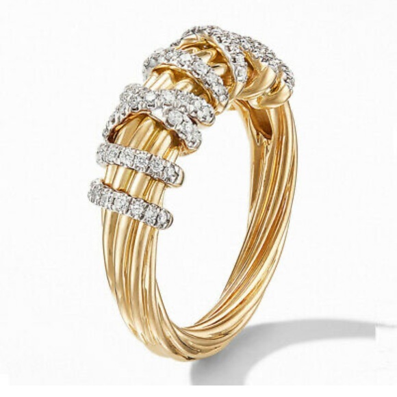 New 18k gold plated gorgeous Ring - Picture 2 of 3
